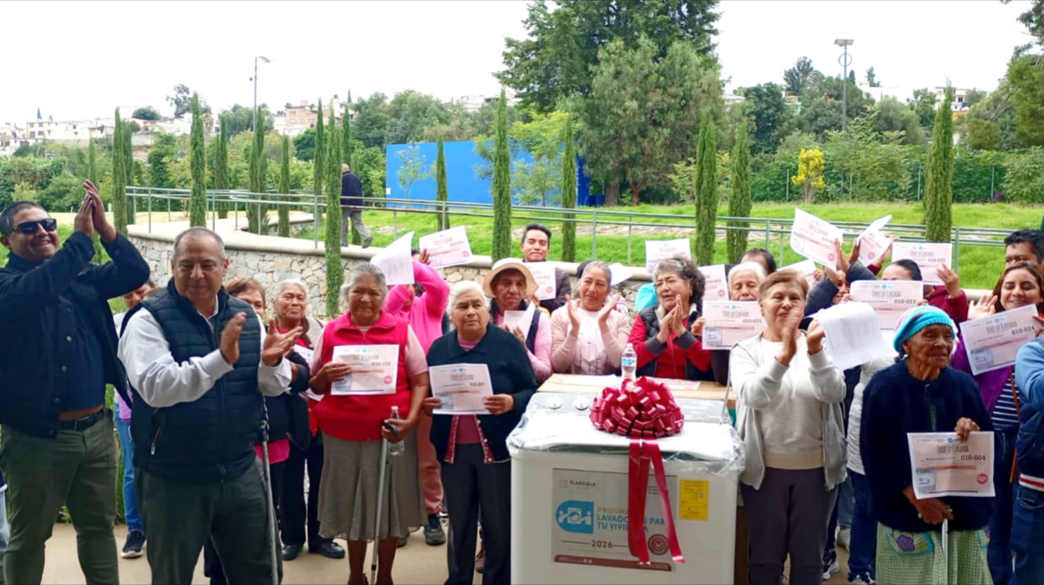 Programa ‘Lavadoras para tu vivienda’ beneficia a 30 familias de Chiautempan